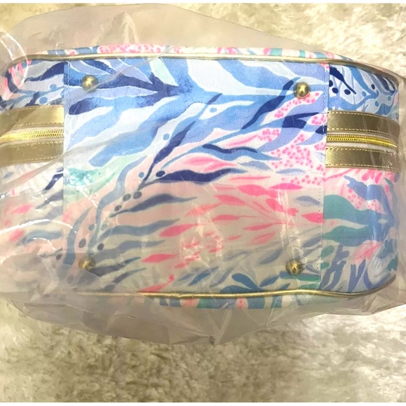 NWT 🦄 LILLY PULITZER KALEIDOSCOPE CORAL COOLER HAT ROUND CARRY ON AND BACKPACK - Picture 5 of 10